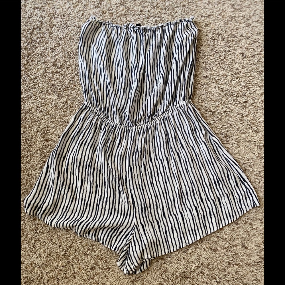 Striped bandeau to romper/cover up